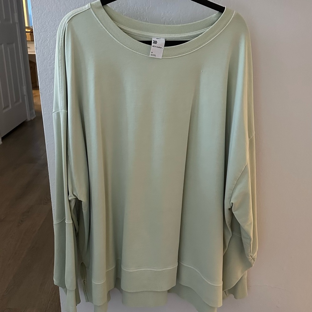 All in Motion Women’s Crewneck